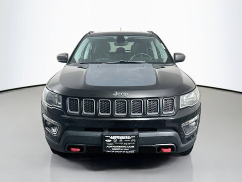Used 2018 Jeep Compass Trailhawk w/ Leather Interior Group AWD/4WD image 2