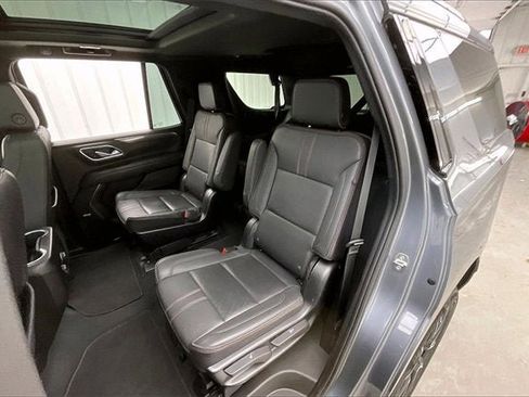 Used 2022 Chevrolet Tahoe RST w/ Luxury Package image 20