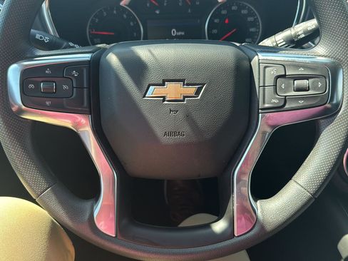 Used 2025 Chevrolet Blazer LT image 13
