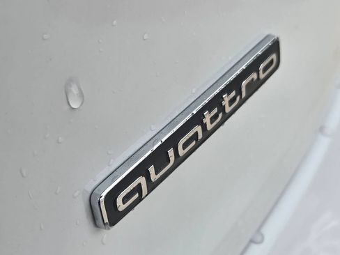 Used 2023 Audi Q5 2.0T Premium Plus w/ Premium Plus Package AWD/4WD image 14