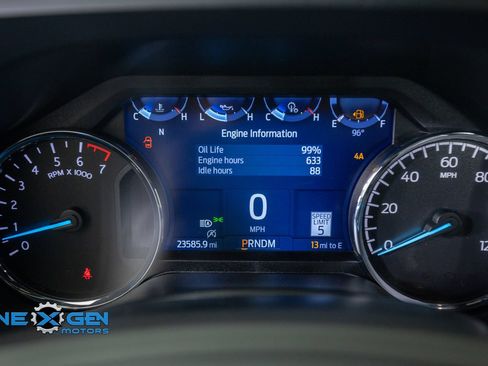 Used 2024 Ford Expedition Limited AWD/4WD image 16