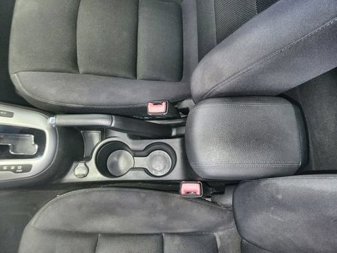 Used 2015 Chevrolet Cruze LT FWD image 21