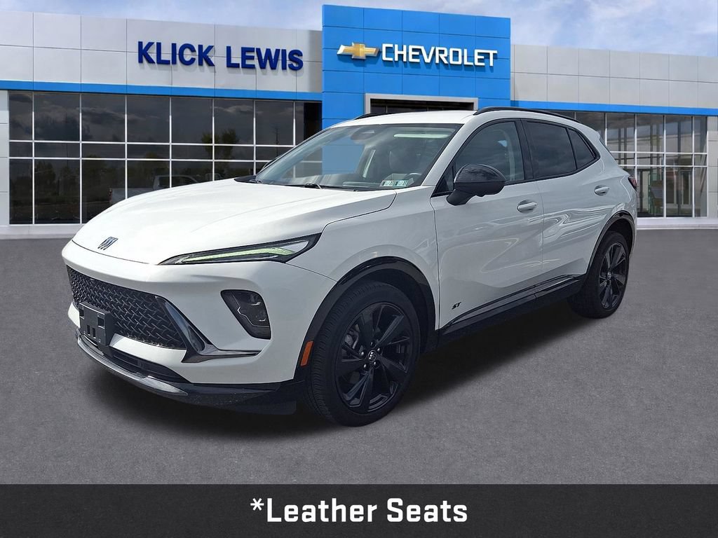 Used 2025 Buick Envision Sport Touring AWD/4WD image 3