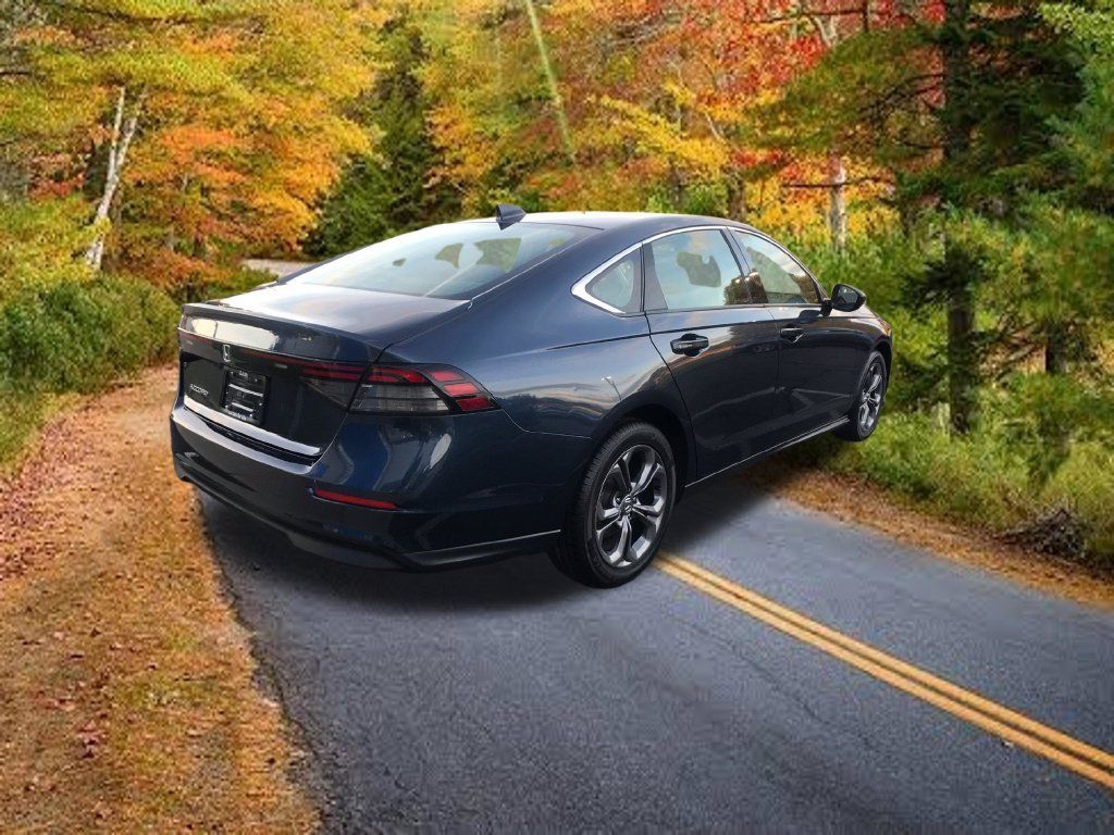 Certified 2023 Honda Accord EX image 13