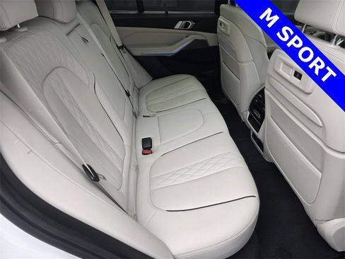 Certified 2022 BMW X5 xDrive45e w/ M Sport Package image 30