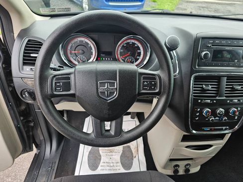 Used 2011 Dodge Grand Caravan Express w/ PWR Window Group FWD image 13