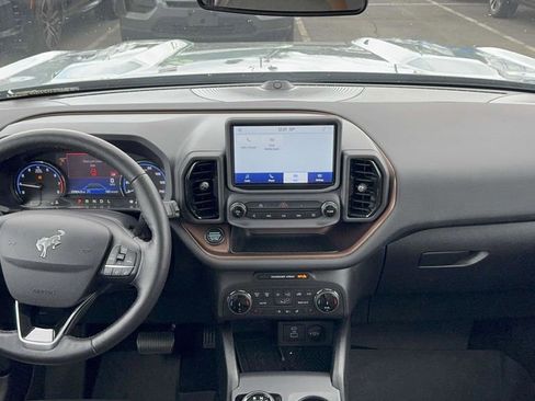 Used 2022 Ford Bronco Sport Outer Banks w/ Tech Package AWD/4WD image 34