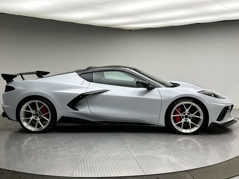 Used 2020 Chevrolet Corvette Stingray Premium Cpe w/ 3LT Preferred Equipment Group RWD image 14