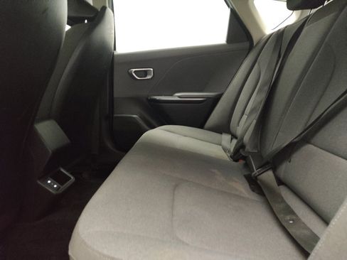 Used 2025 Kia K4 FWD image 18