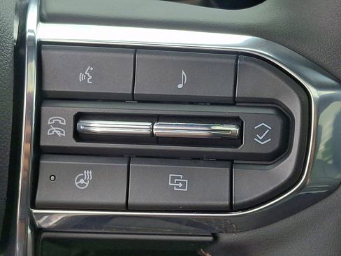 Used 2023 GMC Canyon Denali AWD/4WD image 23