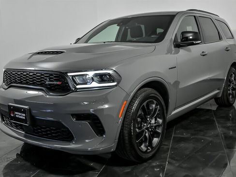 Used 2024 Dodge Durango R/T AWD/4WD image 5