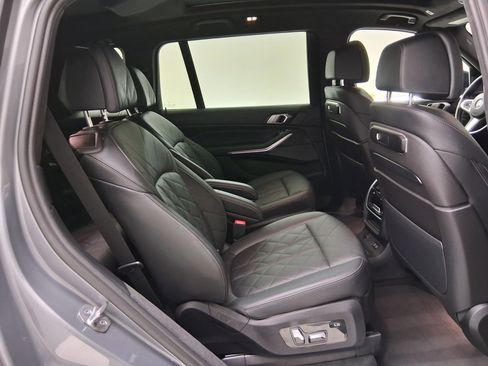 Certified 2023 BMW X7 xDrive40i w/ M Sport Package image 28