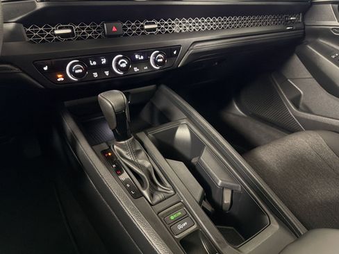 Used 2025 Honda Accord SE image 16
