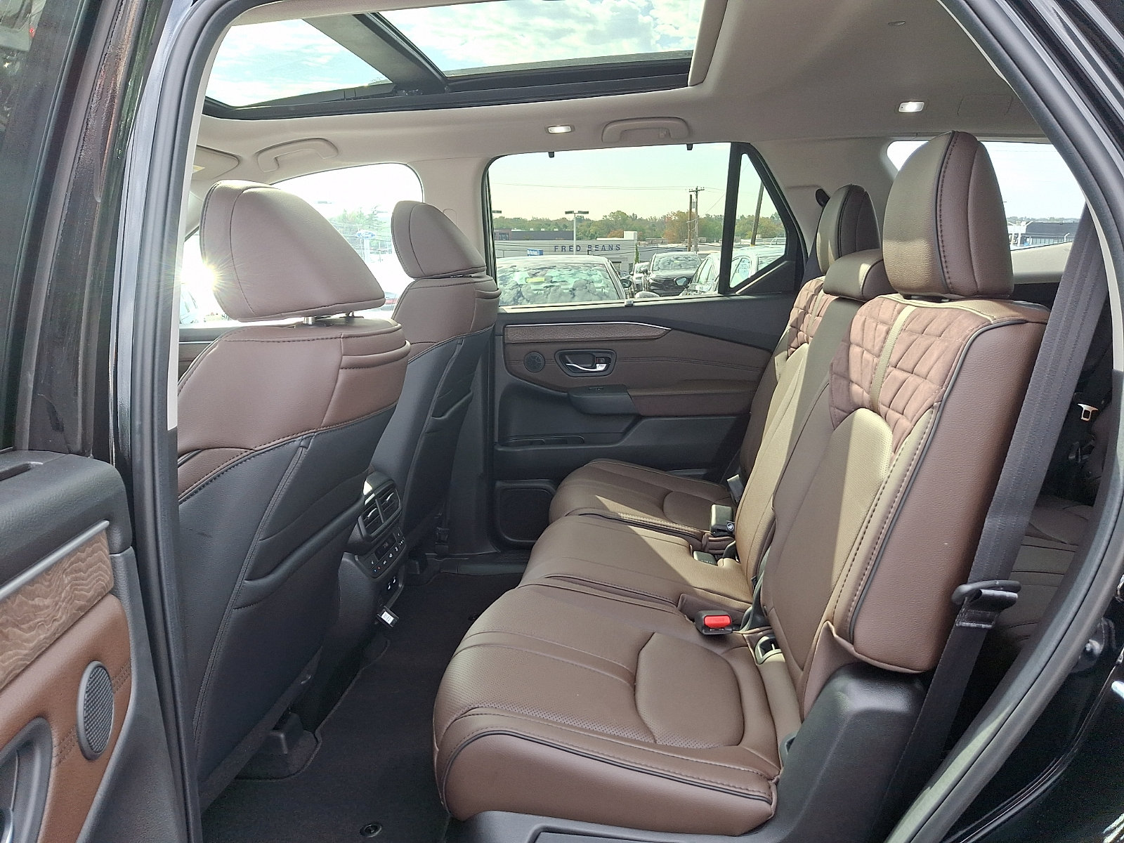 New 2026 Honda Pilot Elite image 5