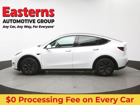 Used 2022 Tesla Model Y Long Range AWD/4WD image 56