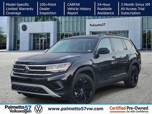 Certified 2023 Volkswagen Atlas SE w/ Black Wheel Package image 1