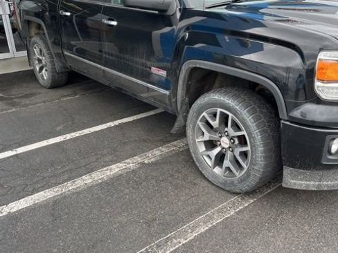 Used 2015 GMC Sierra 1500 SLE w/ All-Terrain Package image 3