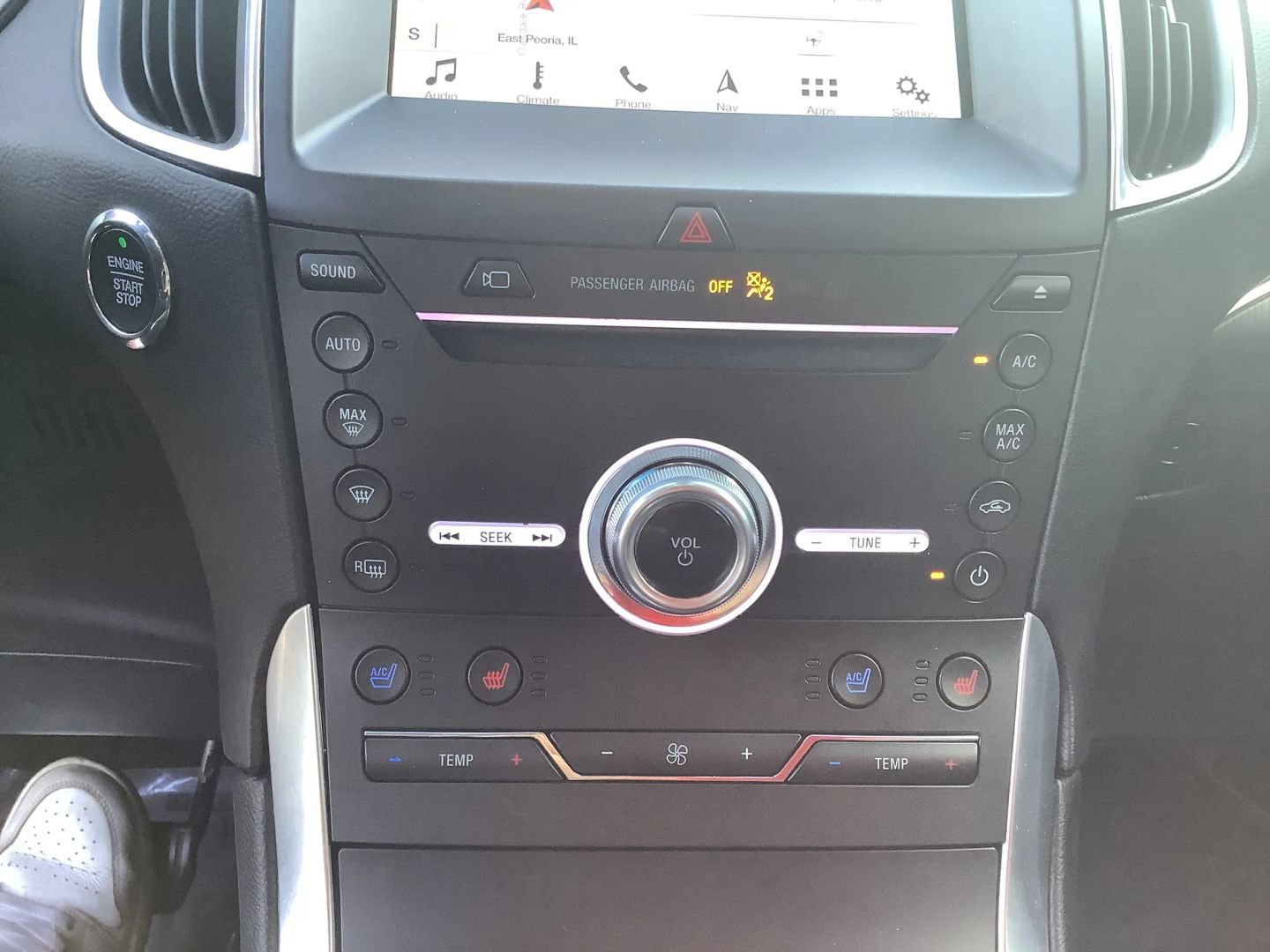 Used 2019 Ford Edge Titanium w/ Equipment Group 301A AWD/4WD image 33