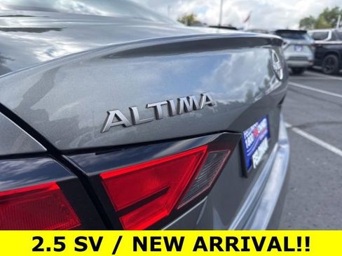 Used 2023 Nissan Altima 2.5 SV image 30
