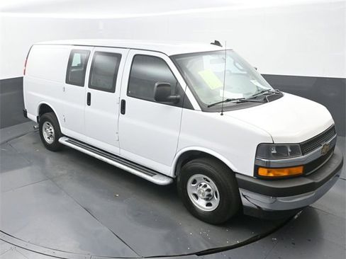 Used 2024 Chevrolet Express 2500 w/ Driver Convenience Package image 25
