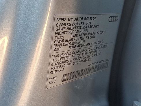 New 2025 Audi Q8 Premium image 22