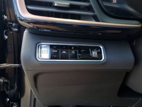 Used 2026 Buick Envision Sport Touring AWD/4WD image 29
