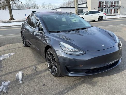 Used 2018 Tesla Model 3 Long Range image 3
