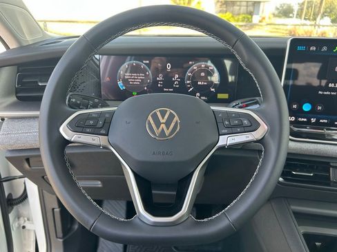 New 2026 Volkswagen Tiguan S FWD image 43
