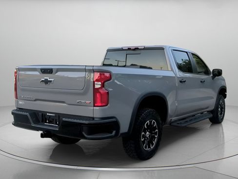 Used 2024 Chevrolet Silverado 1500 ZR2 w/ Technology Package AWD/4WD image 27