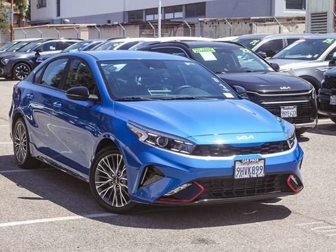 Certified 2023 Kia Forte GT-Line FWD image 2