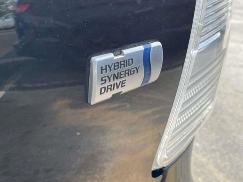 Used 2015 Toyota Prius V Five w/ Advanced Technology Package FWD image 10