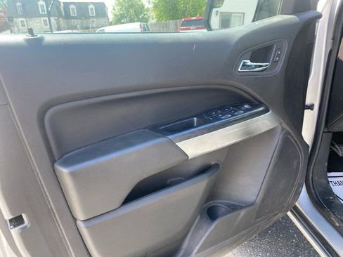 Used 2015 Chevrolet Colorado LT w/ LT Convenience Package AWD/4WD image 10
