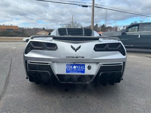 Used 2017 Chevrolet Corvette Stingray Coupe w/ 3LT Preferred Equipment Group image 7