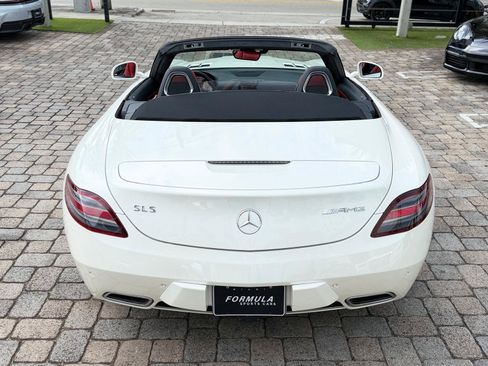 Used 2012 Mercedes-Benz SLS AMG Roadster image 14