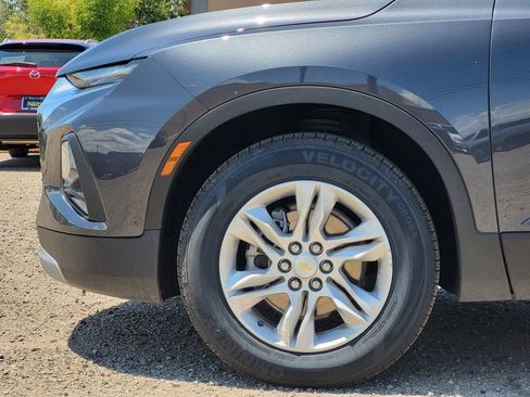 Used 2022 Chevrolet Blazer LT image 9