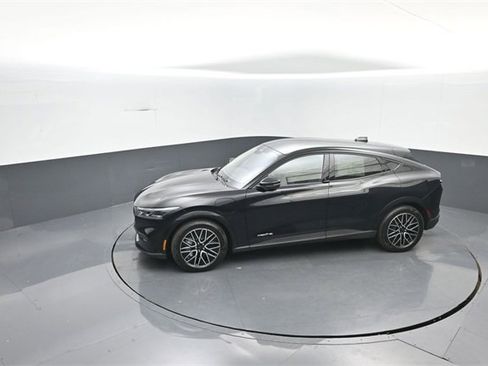 New 2025 Ford Mustang Mach-E Premium image 25