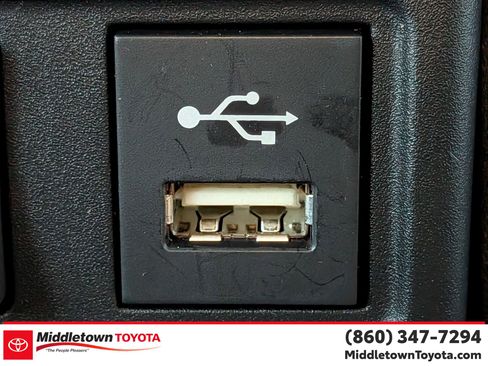 Used 2023 Chevrolet Colorado LT image 26