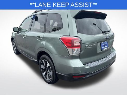 Used 2017 Subaru Forester 2.5i Premium AWD/4WD image 5
