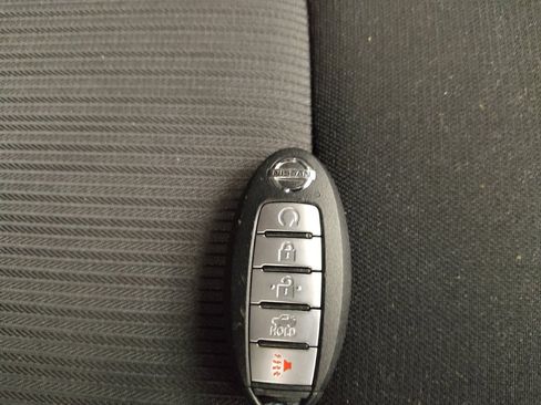 Used 2020 Nissan Sentra SV w/ Trunk Package FWD image 32