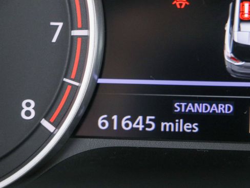 Used 2023 Nissan Rogue SV w/ SV Premium B Package FWD image 16