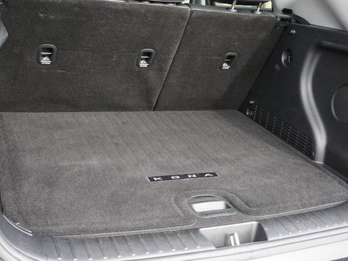 Used 2024 Hyundai Kona Limited image 9