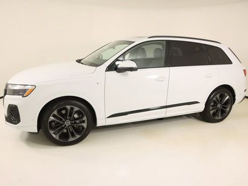 New 2026 Audi Q7 Premium Plus image 2