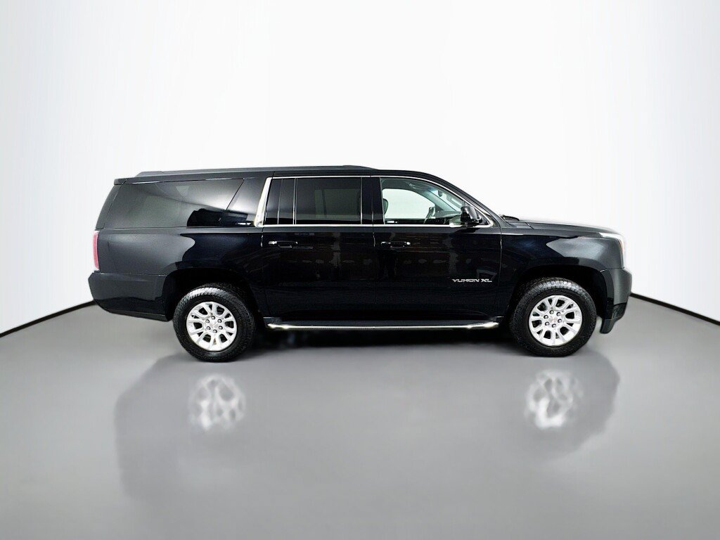 Used 2019 GMC Yukon XL SLT AWD/4WD image 6