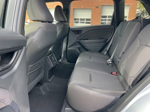 Used 2025 Subaru Forester Premium image 23