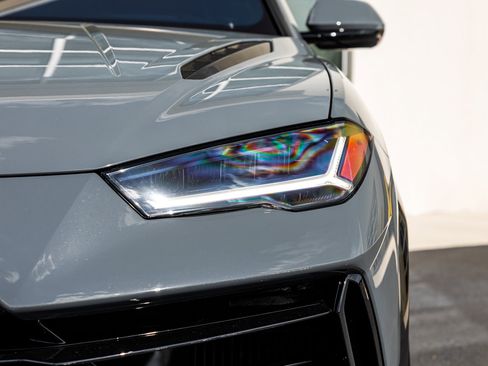 Used 2023 Lamborghini Urus Performante image 7