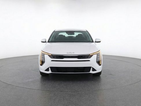 Used 2025 Kia K4 LXS image 2