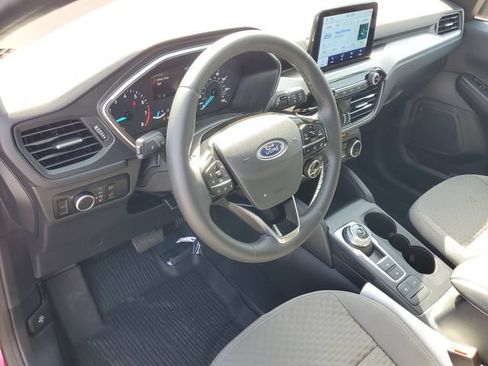 Certified 2022 Ford Escape SE w/ Convenience Package AWD/4WD image 16