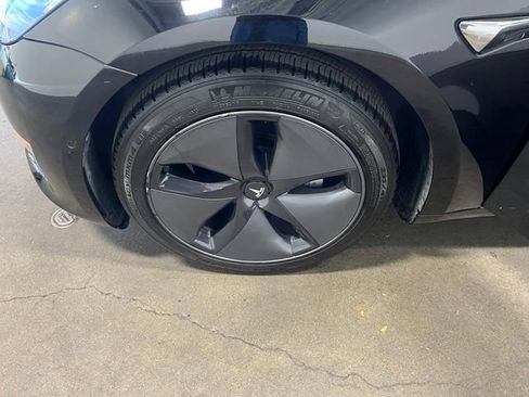 Used 2018 Tesla Model 3 Long Range AWD/4WD image 30