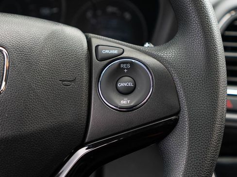 Used 2018 Honda HR-V EX image 20