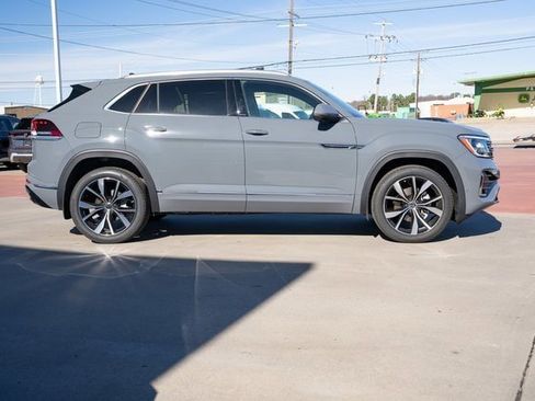 New 2026 Volkswagen Atlas Cross Sport SEL Premium R-Line image 7